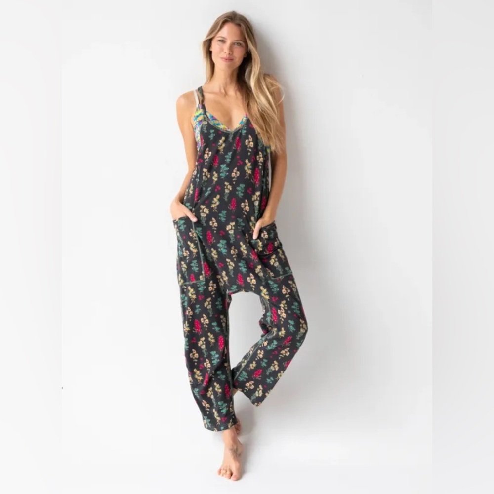 Natural Life Lucy Jumpsuit Charcoal Pink Bouquets size S